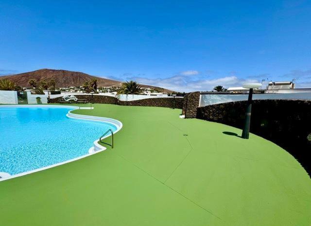 Lovely Villa Nico Playa Blanca, Hot Tub, Communal Pool Экстерьер фото